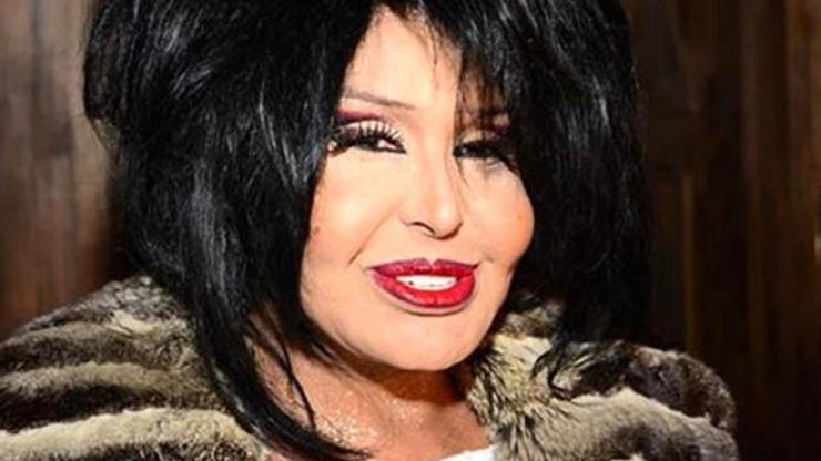 Bülent Ersoy kürklerini satışa çıkardı