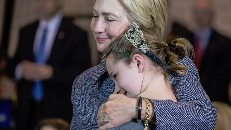Hillary Clintondan seçim tweeti