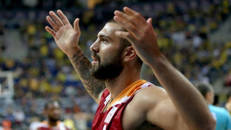 Önce Fenerbahçe ardından Galatasaray açıklama yaptı