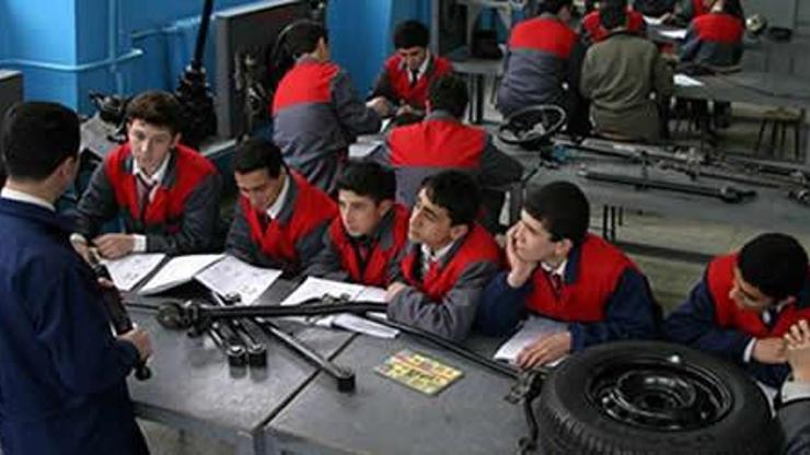 Meslek lisesi öğrencilerine stajda ücret ödenecek