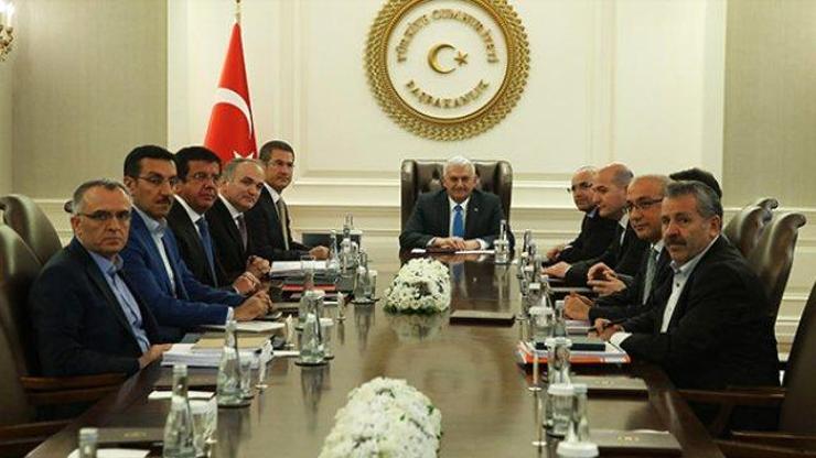 Ekonomi Koordinasyon Kurulu dövize karşı toplanıyor