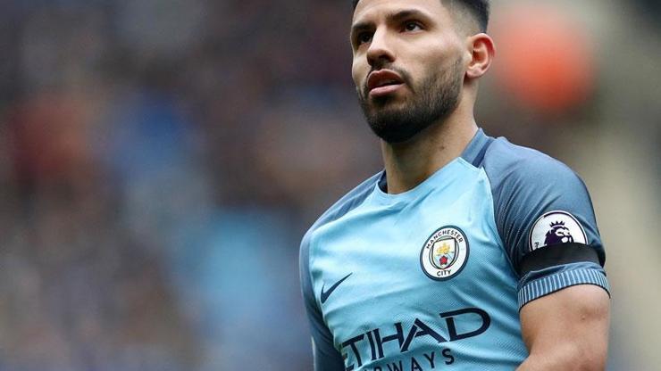 Sergio Aguero 4 maç ceza aldı