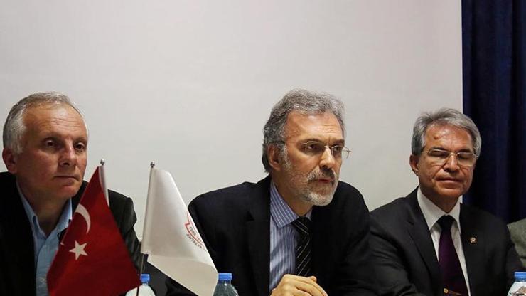 TTB: 2 bin 341 hekim ihraç edildi, bazı illerde ciddi problemler oluştu
