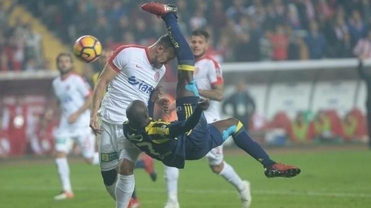 Cüneyt Çakırın Fenerbahçe maçı gözlemci puanı