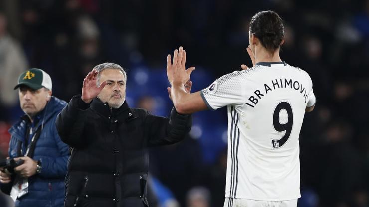 Ibrahimovic makineye bağladı