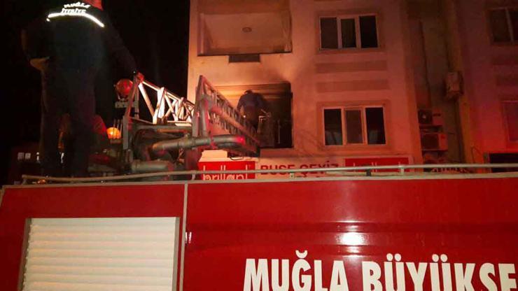Apartman yangınında 10 kişi ölümden döndü
