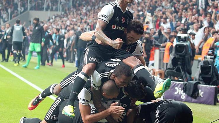 Beşiktaşta ligin ilk yarısı: Tek isim Cenk Tosun