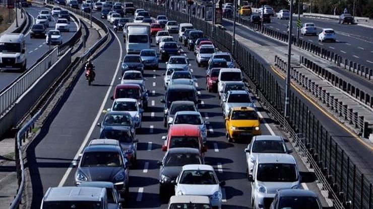 Trafiğe kayıtlı araç sayısı artıyor