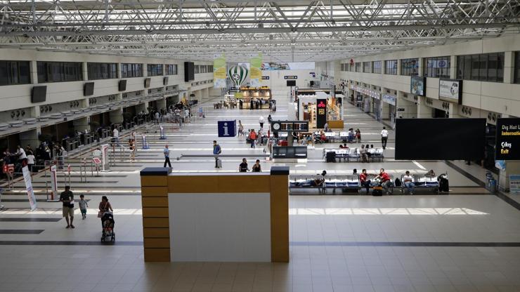 Antalyaya havadan gelen turist sayısınde sert düşüş