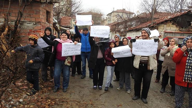 Çorumda baz istasyonu kavgası, yaralılar var