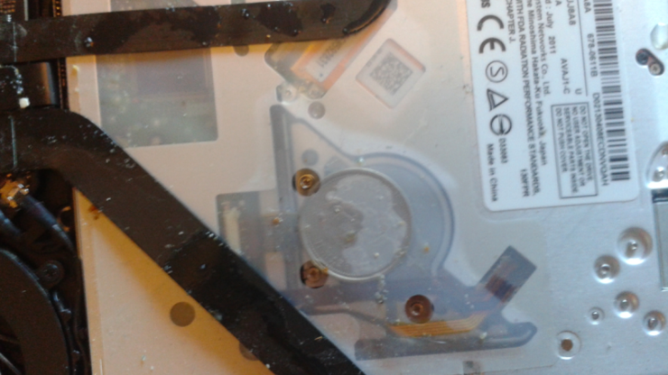 MacBookdan neden bozuk para çıkıyor