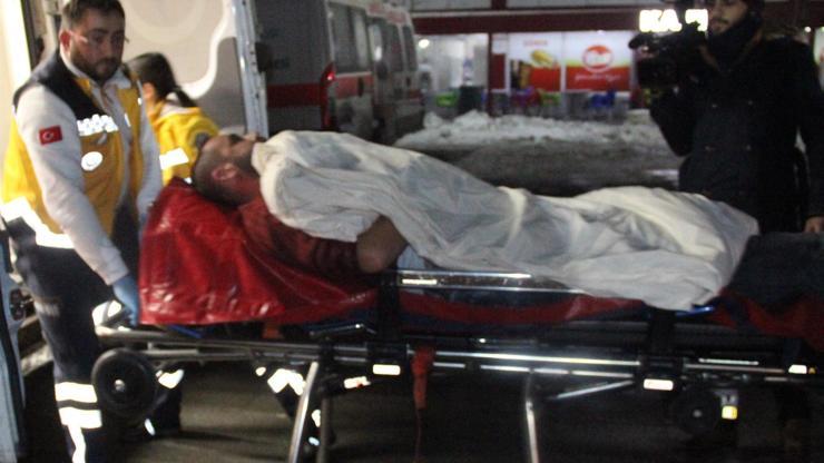Tuvalet sırası yüzünden kavga çıktı: 2 kişi yaralı