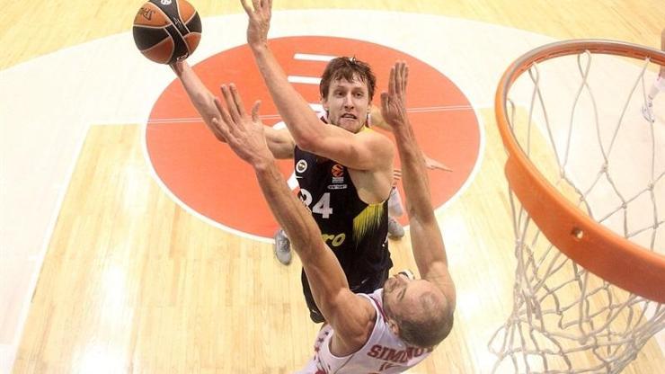 Fenerbahçe Sırbistanda son hücumda kaybetti