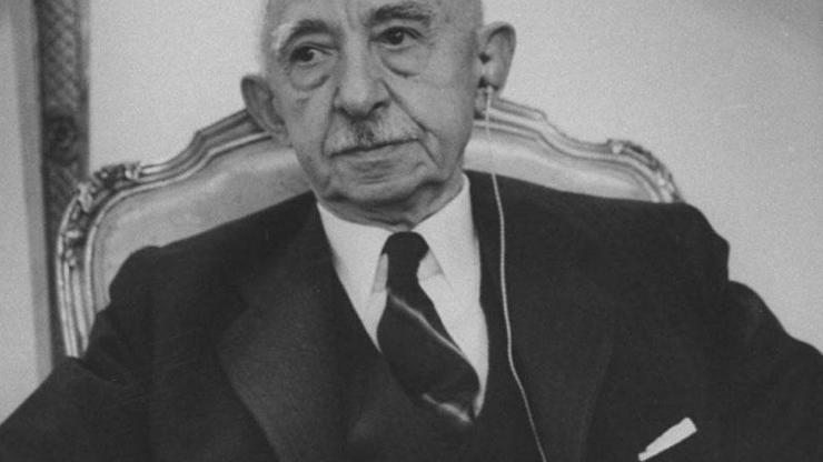 İsmet İnönü müfredattan kaldırıldı