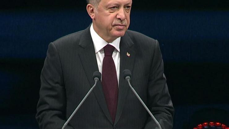Cumhurbaşkanı Erdoğana hakaretten 5 kişi tutuklandı