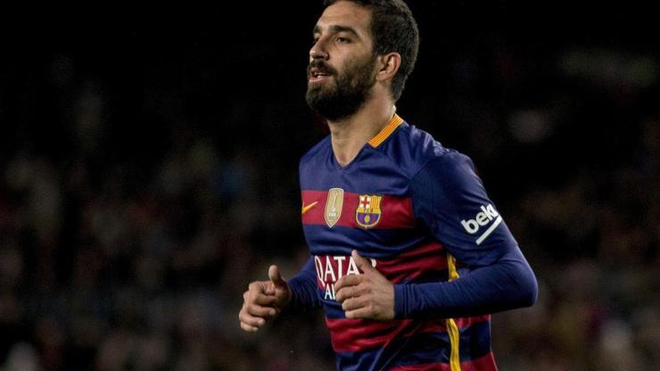 Arda Turan istediği aşkı tarif etti
