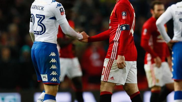 İngiltere FA Cup: Manchester United zorlanmadı