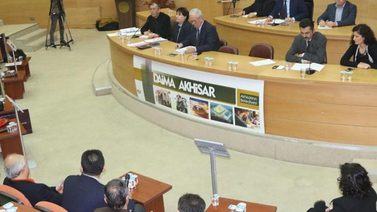 Akhisar stadının ismi resmiyet kazandı