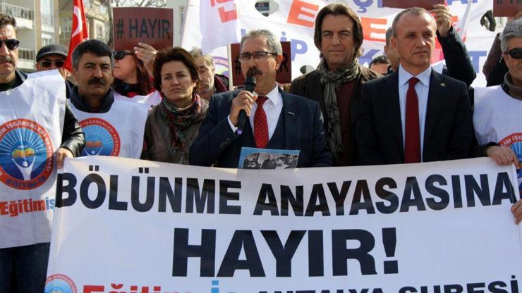 Eğitim-İşten hayır eylemi