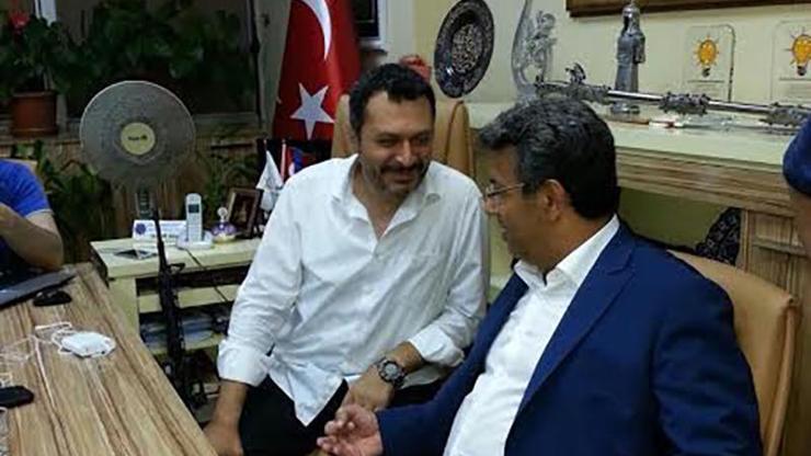 CHPli vekil AK Partili başkanın odasındaki tüfeği sordu