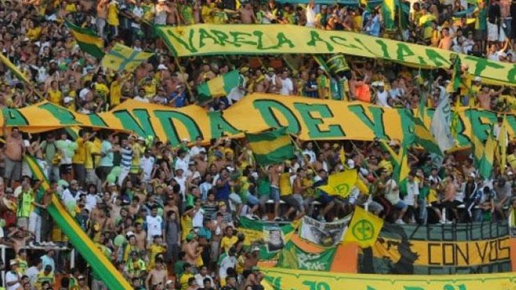 Silahla antrenmanı basıp futbolcuları soydular