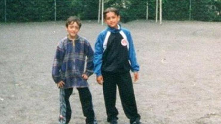 Mesut Özilden çocukluk fotoğrafı