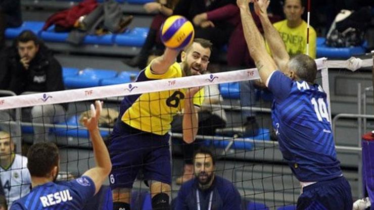 Fenerbahçe kaybetti ama sezonu lider tamamladı