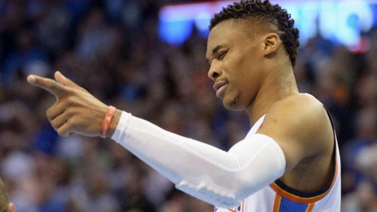 Westbrook Robertsonın rekorunu egale etti