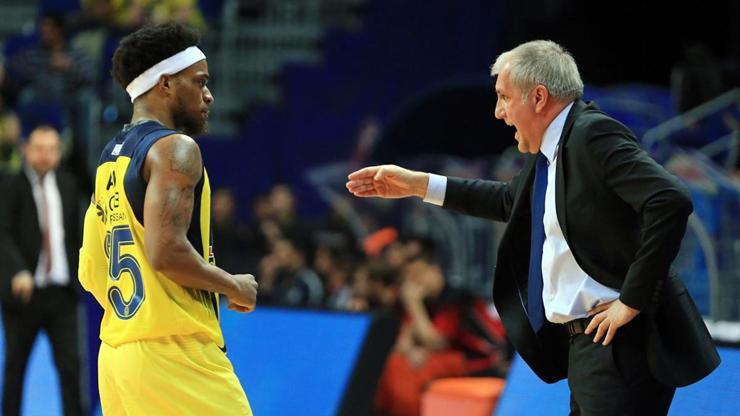 Obradovic Yunan basınının manşetinde: 48 saatte iki kez...