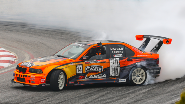Drift: Kontrolsüzlüğün kontrolü