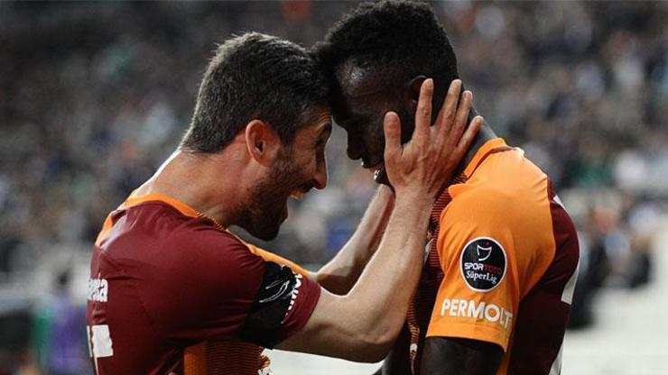 Sabri Sarıoğlu yine uzatıyor