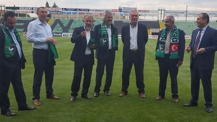 Denizlisporun yeni başkanı Mustafa Üstek