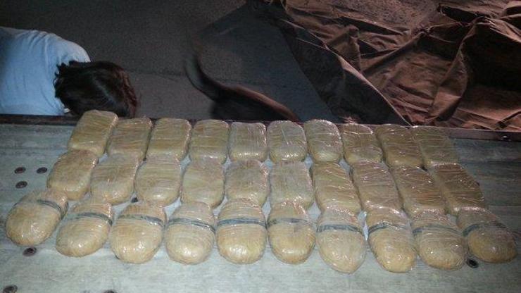 İstanbulda yaklaşık 235 kilogram eroin ele geçirildi
