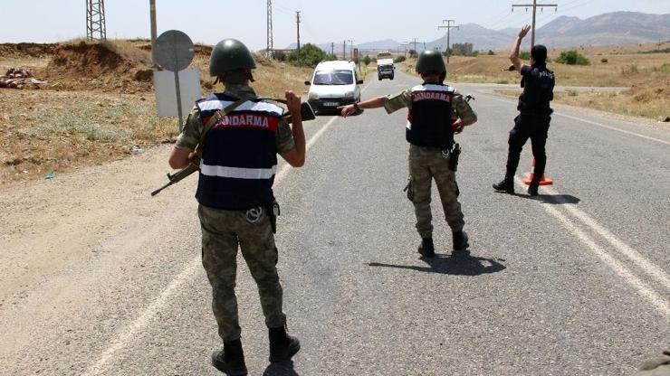 Yol kontrolü sırasında 1 PKKlı terörist yakalandı