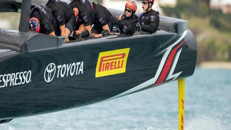 Pirelli tekneyle yarışacak