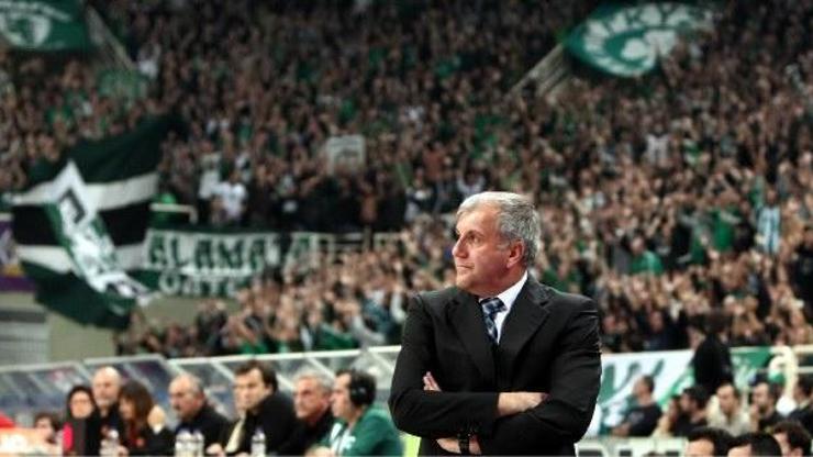 Panathinaikos ikiye bölündü: Olympiakosçular ve Obradovicciler