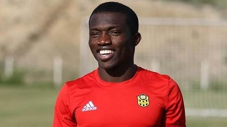 Süper Lig devlerini peşinde koşturan adam