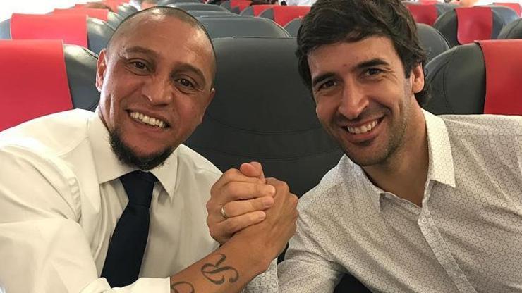 Roberto Carlos ve Anelka sahaya çıkıyor