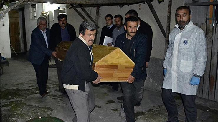 Yaşlı çift sobadan zehirlendi