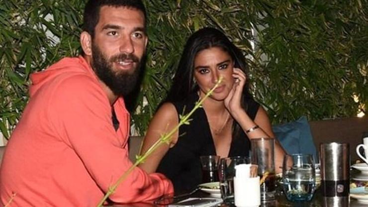 Arda ve Aslıhan el ele