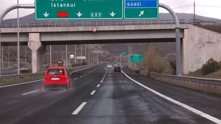 Bu yolu 1 saat 11 dakikadan önce geçen yandı