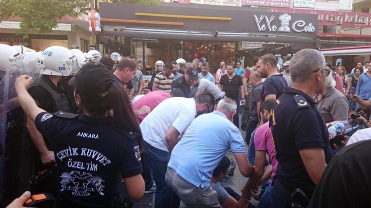 Gülmen ve Özakça eylemine müdahale: 7 gözaltı