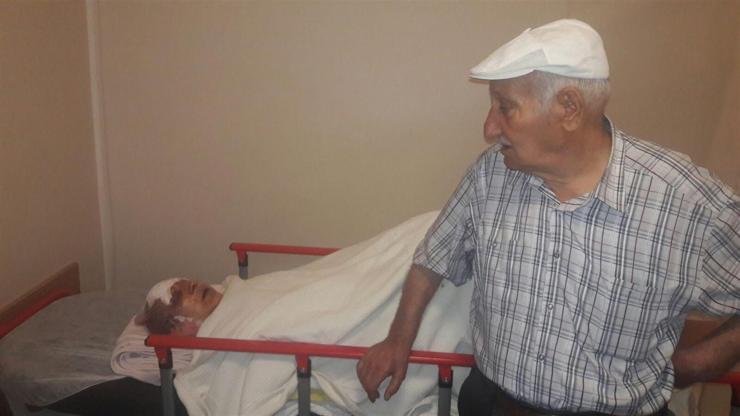 Aydında maskeli saldırgan dehşeti