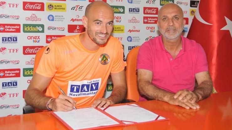 Alanyaspor Fransız kaleci Remy ile anlaştı