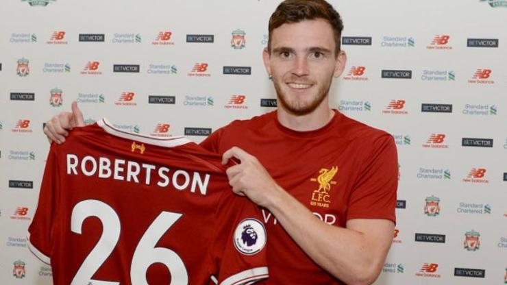 İskoç sol bek Liverpoolda