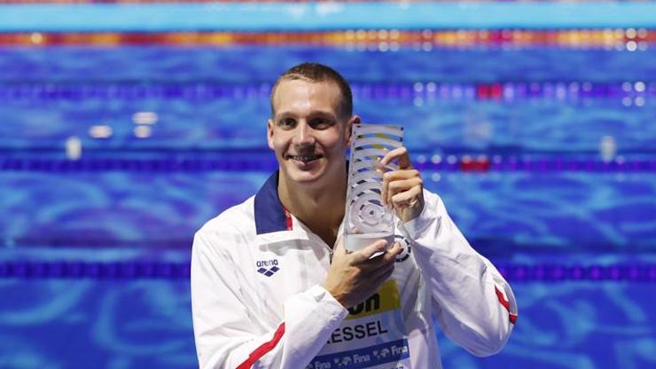 Dressel Phelpsin rekoruna ortak oldu