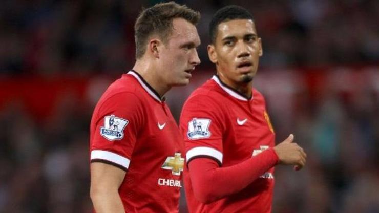 Manchester Unitedlı futbolculara ceza