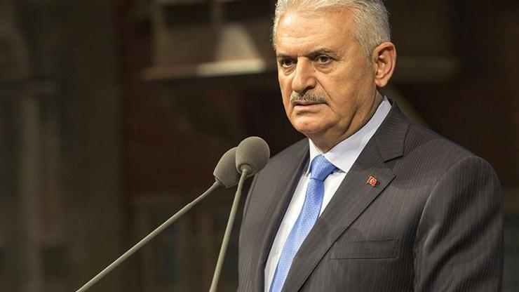 Başbakan Yıldırım gençlerin konuştuğu dilden şikayet etti: Dur deme zamanı geldi