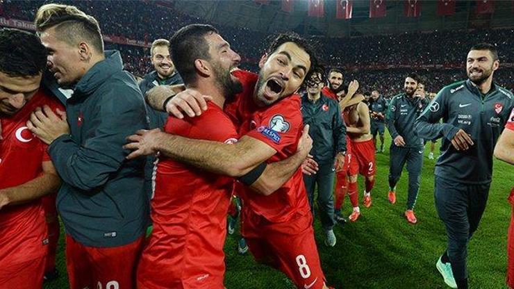 Arda Turanın özür dilemesi gereken kişiler var