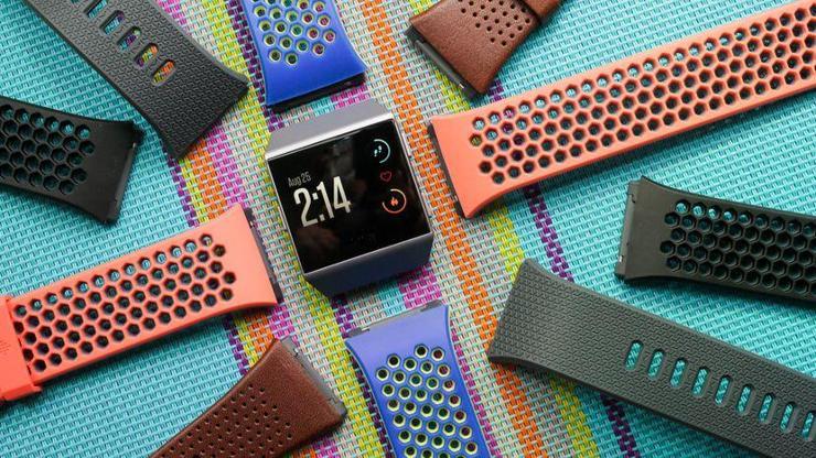 Fitbit akıllı saat işine el attı